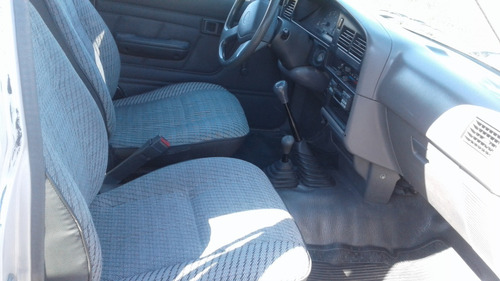 Imagen 11 de 15 de Toyota Hilux 2.8 D/cab 4x4 Mod 2001 Aspirada