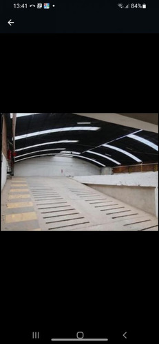 Imagen 1 de 7 de Galpon En Venta En Sarmiento