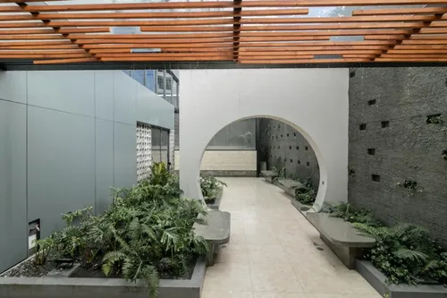 Local En Arriendo/venta En Chico Norte. Cod A1016063