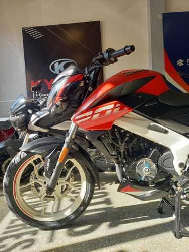 Imagen 13 de 20 de Bajaj Rouser Ns 200 Fi 0km 12/18 No Fz Twister Pune Motos