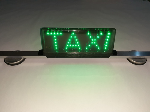Luminoso Super Led Auto Brilho + Haste Para Táxi(bigorrilho)