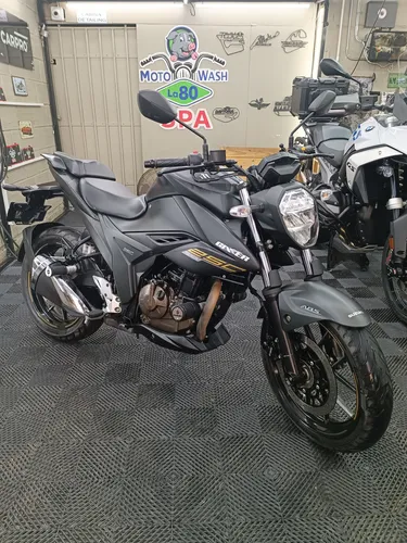 Gixxer 250 2023 Único Dueño