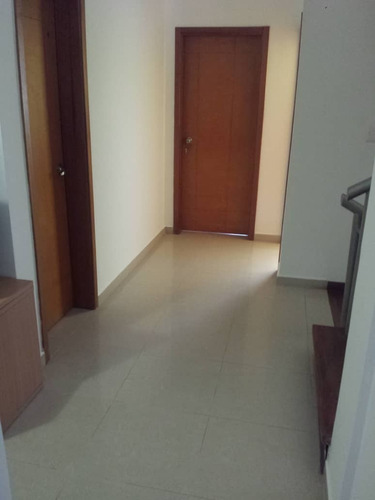 Imagen 8 de 20 de Town House En Venta Con Planta Eléctrica En El Trigal Norte, Residencias Monte Plata.