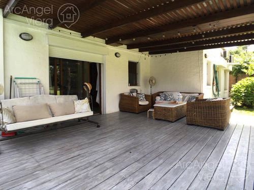 Casa En Venta En San Rafael- Punta Del Este