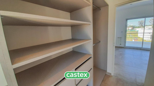 Imagen 25 de 30 de Casa En Venta En Santa Lucía, Pilar Del Este