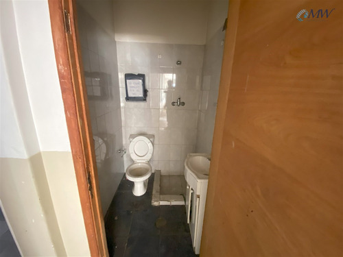Amplia Casa - Oficina En Venta En El Mejor Barrio De Ñuñoa