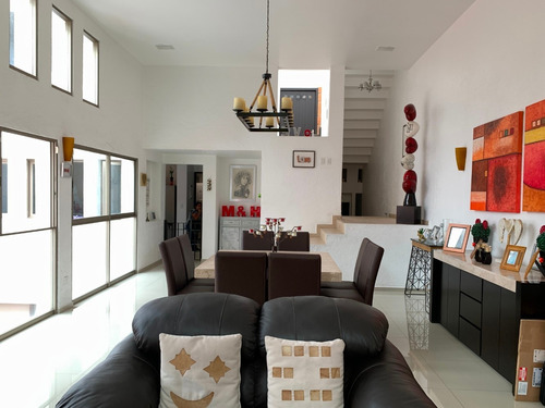 Imagen 1 de 14 de En Venta Casa En Jardines Del Ajusco, Tlalpan