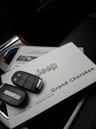 Jeep Grand Cherokee Laredo