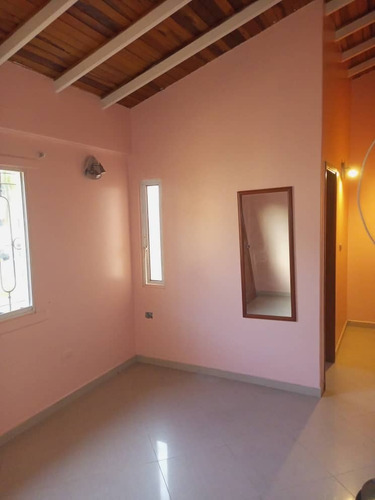 Imagen 13 de 15 de Marisol Castro Alquila Townhouse En San Diego | Carabobo | Res. Aves Del Paraíso | Atth-243