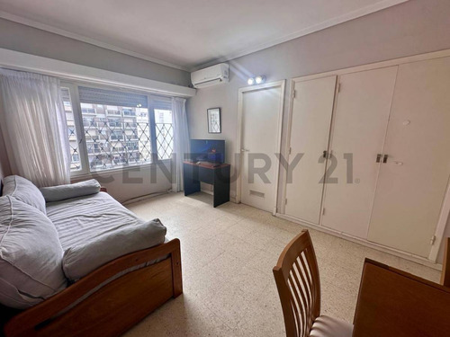 Venta De Departamento 2 Ambientes En Güemes, Mar Del Plata