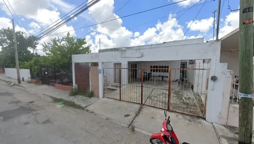 Casa En Venta En Colonia Centro Obrera, Mérida, Yucatán. Af*