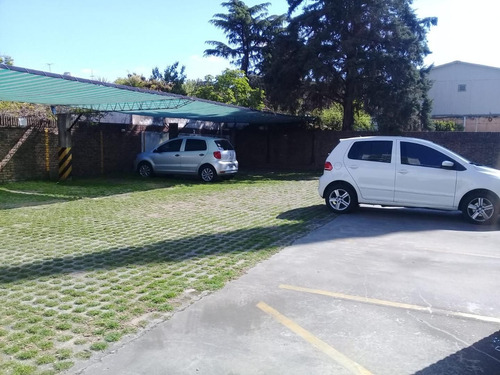 Imagen 13 de 16 de Local De Venta Con Oficinas De 1300 M2, Con Playa De Estacionamiento Propio