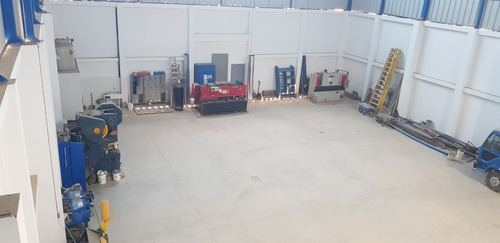 Imagen 6 de 15 de Alquiler De Local Industrial Para Almacén