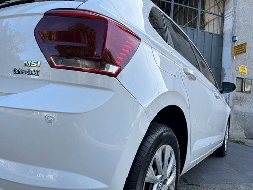 Imagen 18 de 25 de Volkswagen Polo Trendline 2018 / 50000 Km / Unico Dueño