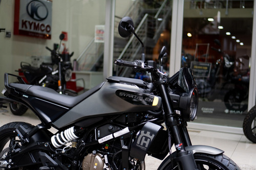 Moto Husqvarna Svartpilen 250 Urquiza Motos 0km 2025