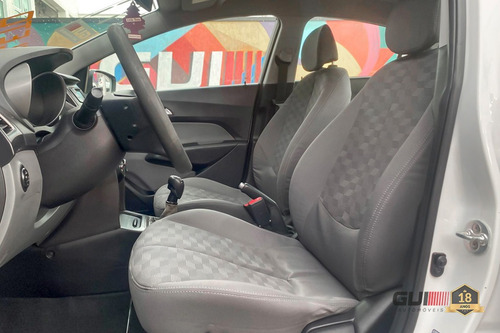 Hyundai HB20S 1.6 Comfort Plus Flex 4p