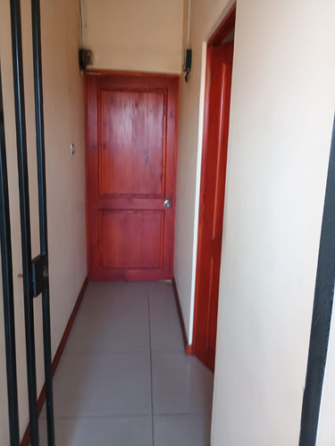 Arriendo Departamento Unipersonal.