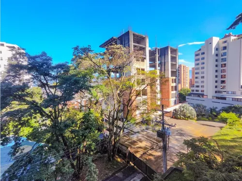 Apartamento En El Poblado Sector La Frontera