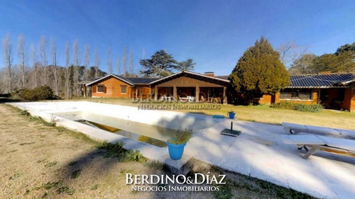 Extraordinaria Casa Con 10.000 M2 De Terreno Sobre Cancha De Golf- Ref: 342
