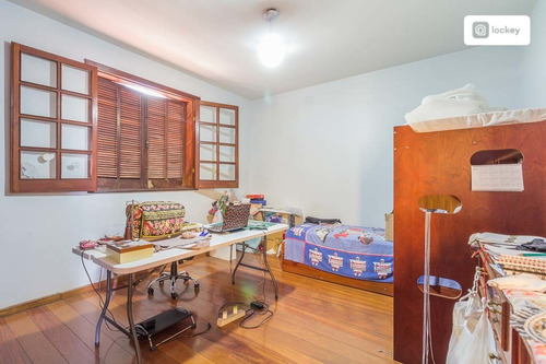 Imagem 8 de 15 de Venda De Casa Com 325m² E 6 Quartos - 13478