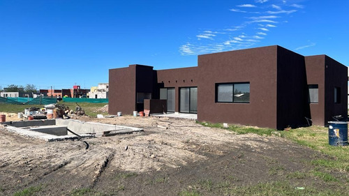 Imagen 1 de 14 de Casa - El Ensueño