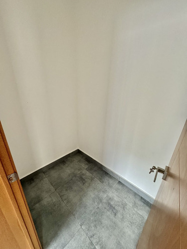 Apartamento Nuevo En Evaristo Morales