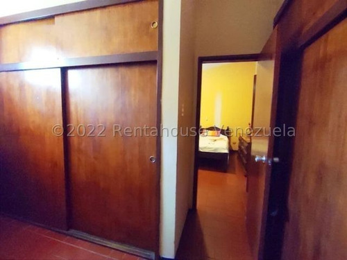 Imagen 22 de 30 de Casa En Venta Urb. La Soledad, Las Delicias, Maracay, 22-22700 Mv