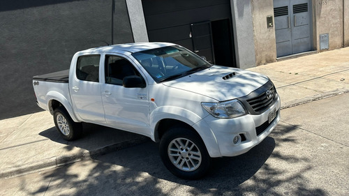 Toyota Hilux Pick-Up 3.0 Cd Sr 171cv 4x4 - C3