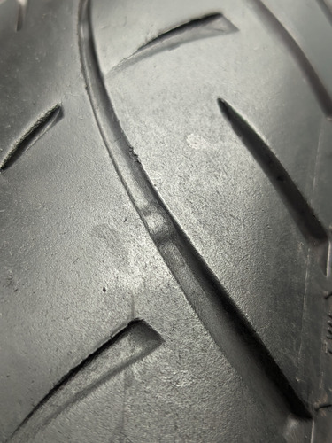 Metzeler Me888 Marathon Ultra 130/60-19 Pneu Dianteiro Usado (Usado)