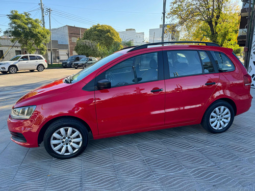 Volkswagen Suran 1.6 Comfortline 101cv