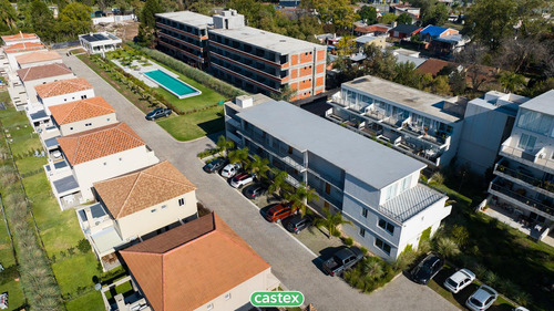 Departamento En  Venta En Saravi Village