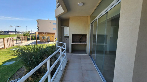 Venta Departamento 3 Ambientes Pilar Balcon Garage