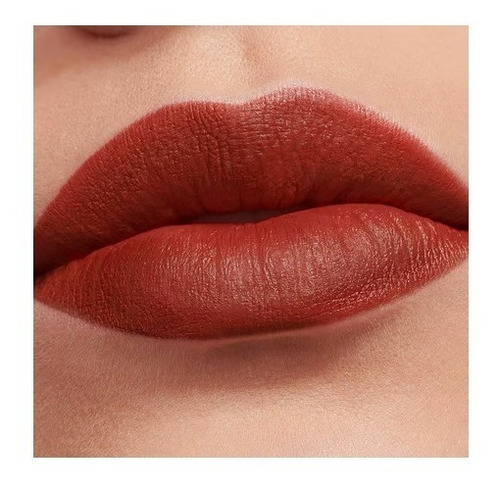 Labial En Barra Hidratante Iconic Colorfix 24h Ésika Pimienta Caliente