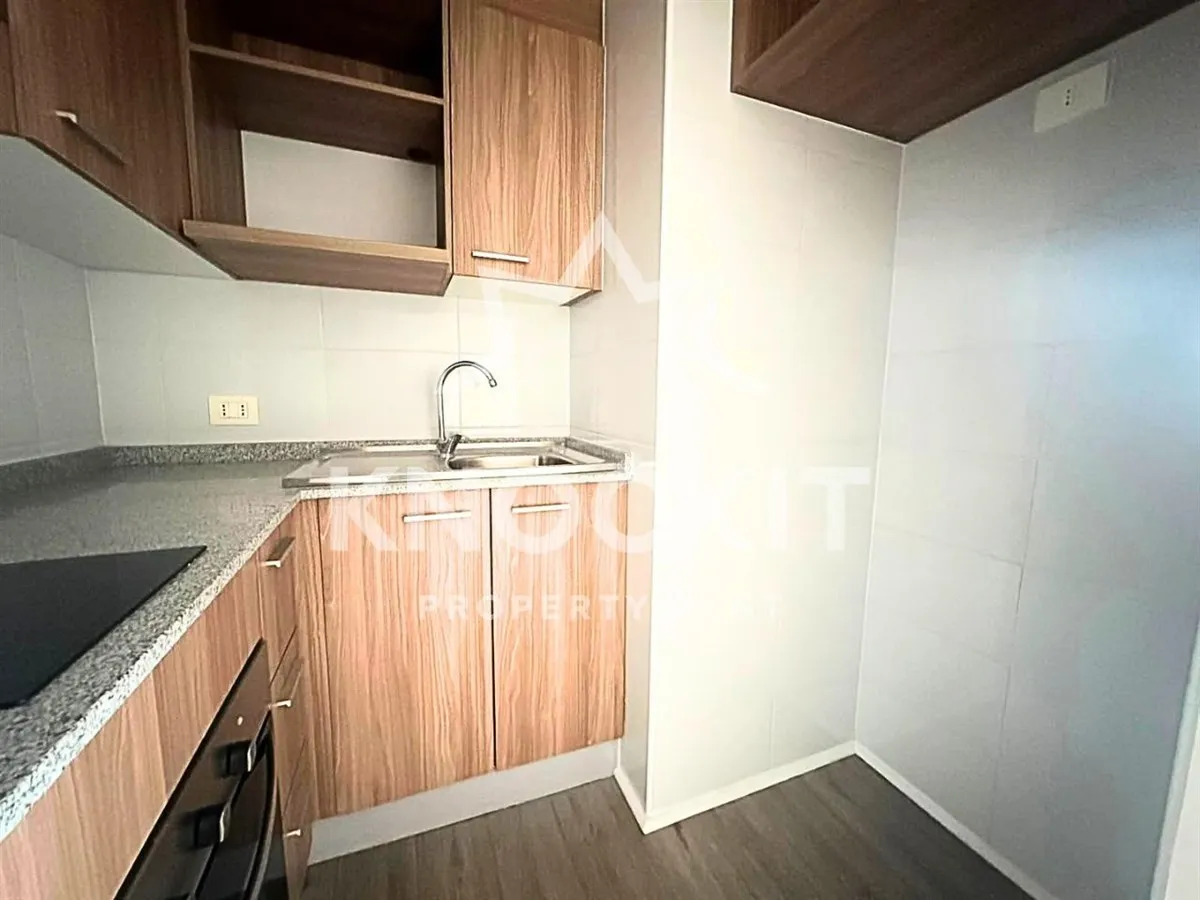 Imagen 2 de 8 de Arriendo En Santa Corina 100 La Cisterna 1d1b + Estac Y