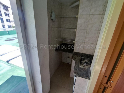 Espectacular Ph En Venta En Hermoso Edificio De Los Chaguaramos Mls#25-10496 - Jca