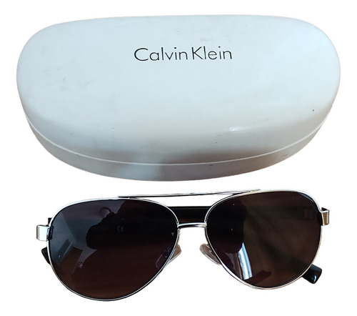 Se Vende Lentes De Sol Calvin Klein R358s A $ 38.000