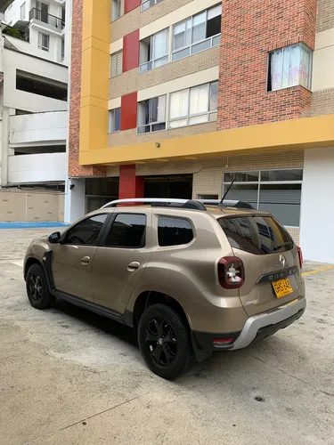 Renault Duster 1.3 Intense Cvt