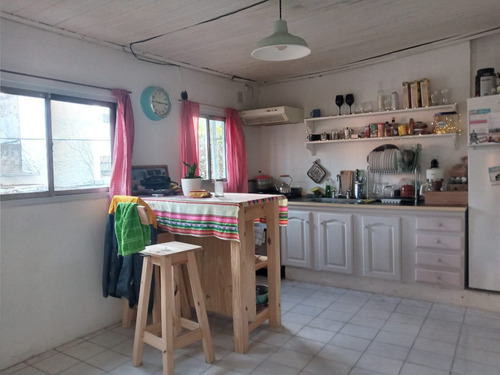 Imagen 2 de 9 de Excelente Oportunidad De 2 Ph En Venta En Banfield