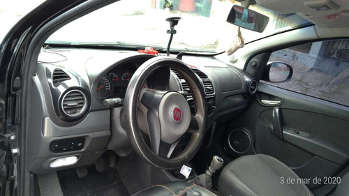 Fiat Grand Siena 1.4 Attractive Flex 4p 2012