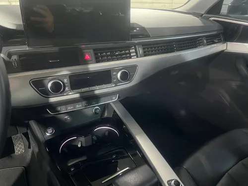 Audi A4 AUDI A4 TFSI MHEV advance TP TURBO