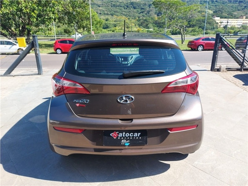 Imagem 7 de 12 de Hyundai Hb20 1.0 Comfort Plus 12v Flex 4p Manual