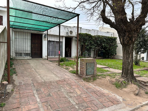 Casa A Refaccionar En Calle 105 -g. Pico- La Pampa