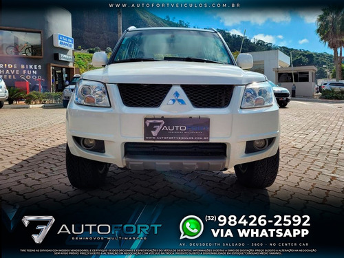 Imagem 2 de 15 de Mitsubishi Pajero Tr4 2.0 Flex 16v 4x2 Mec. 2012/2013