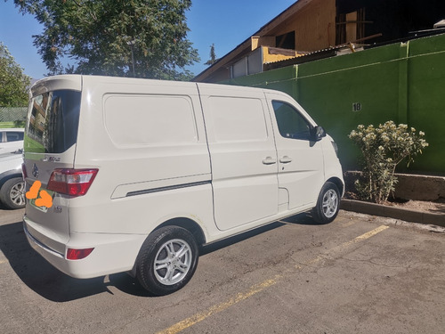 Imagen 5 de 9 de Changan M201