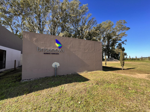 Terreno En Venta Pueblo Esther Barrio Cerrado Brisanova 300 M2 Lote 18 Gas Natural Habilitado