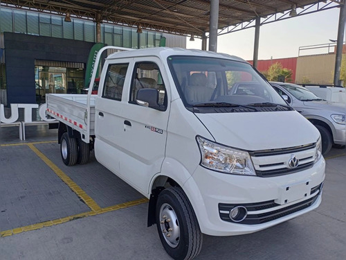 Kyc X5 Plus 2.0 Cabina Doble Gasolina 4x2 E6