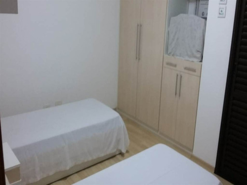 Imagem 15 de 30 de Apartamento 03 Dormitorios - Sil9