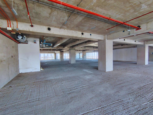 Arriendo De Oficinas Gran Torre Costanera. Desde 1.000 M2