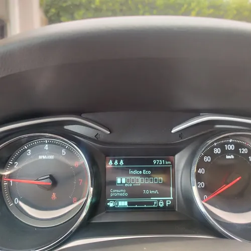Chevrolet Onix 1.0T Premier Sedan At