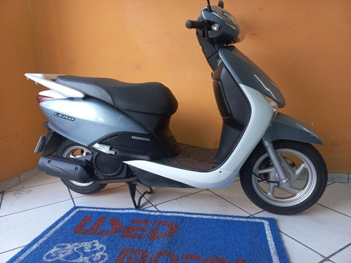 Imagem 4 de 9 de Honda Lead 110 2013 Prata